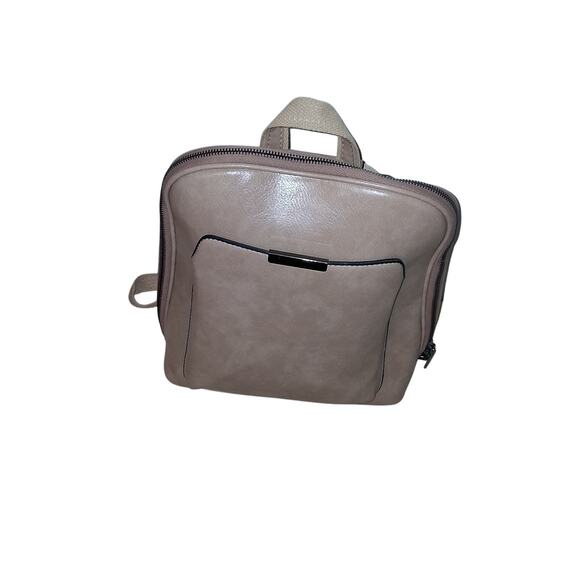 Backpack Mid-Sized Nude Hard Shell Faux Leather Full Zipper Adj Straps NWOT - Picture 5 of 8